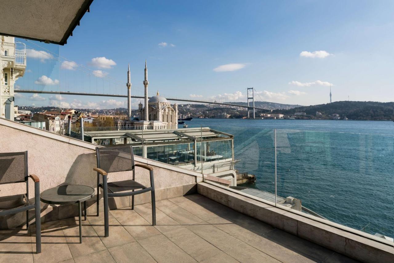 Radisson Blu Bosphorus Hotel Istanbul Exterior foto View of the Bosphorus from the hotel