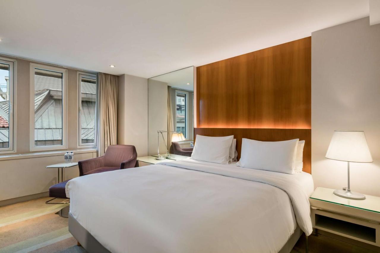 Radisson Blu Bosphorus Hotel Istanbul Exterior foto A room at the hotel