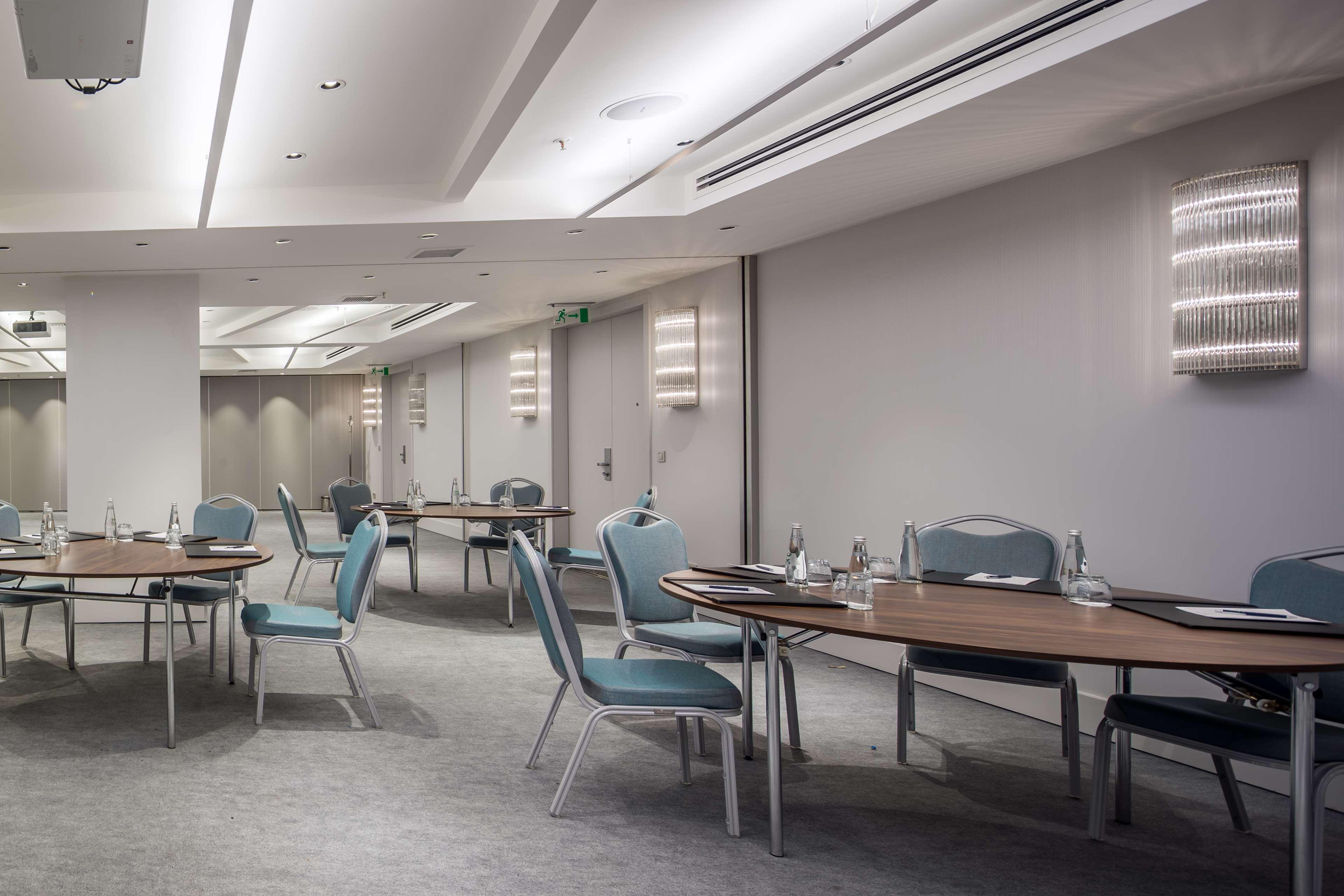 Radisson Blu Bosphorus Hotel Istanbul Exterior foto Meeting room