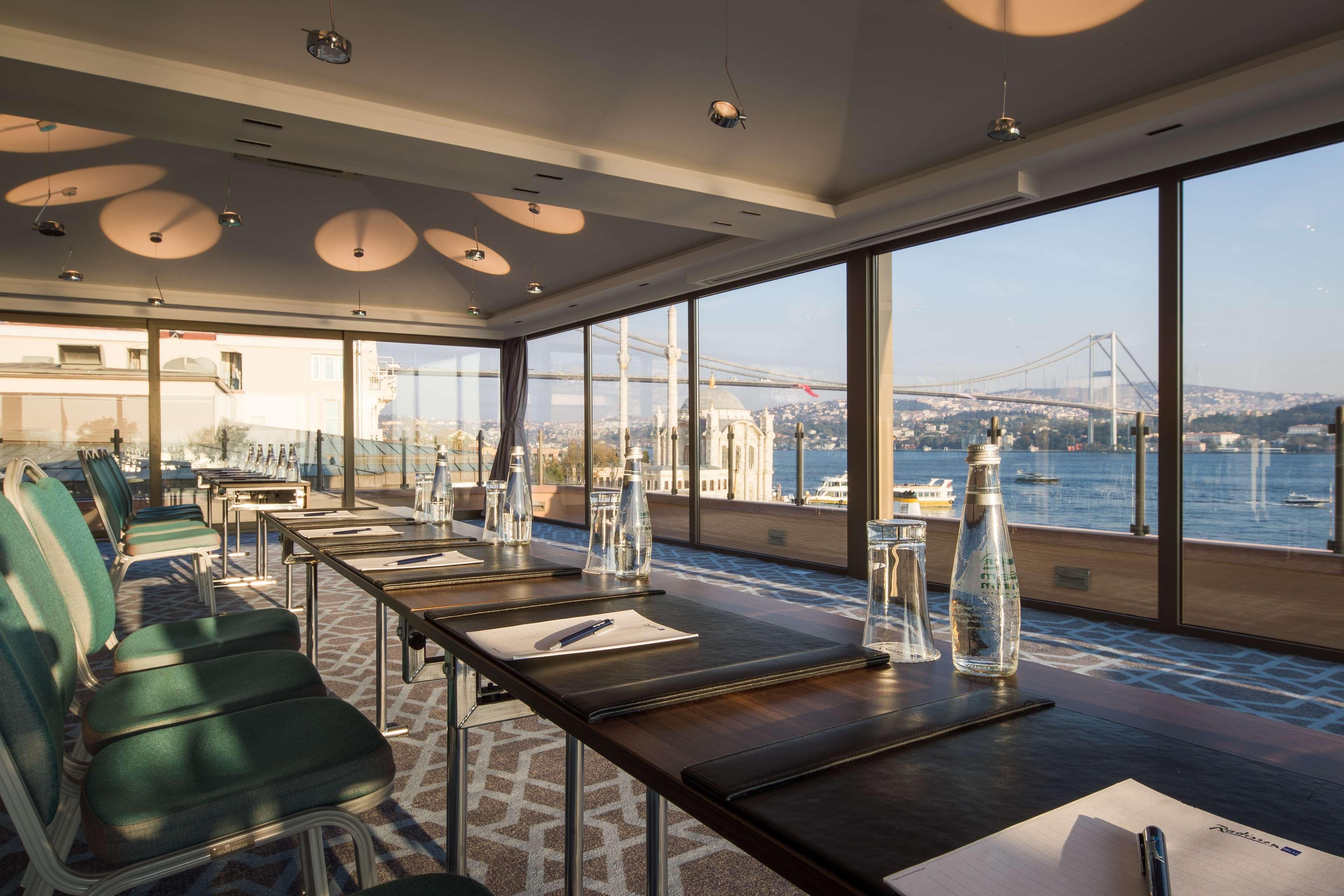 Radisson Blu Bosphorus Hotel Istanbul Exterior foto The Westin San Diego