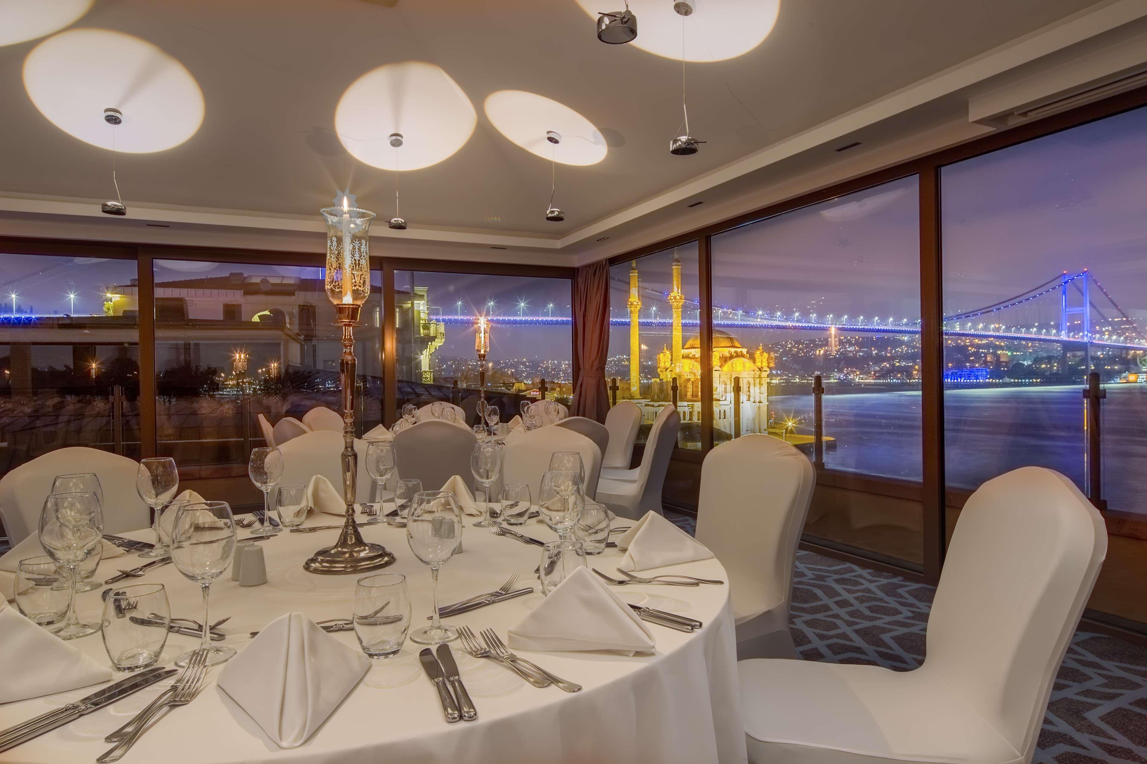 Radisson Blu Bosphorus Hotel Istanbul Exterior foto The Bosphorus
